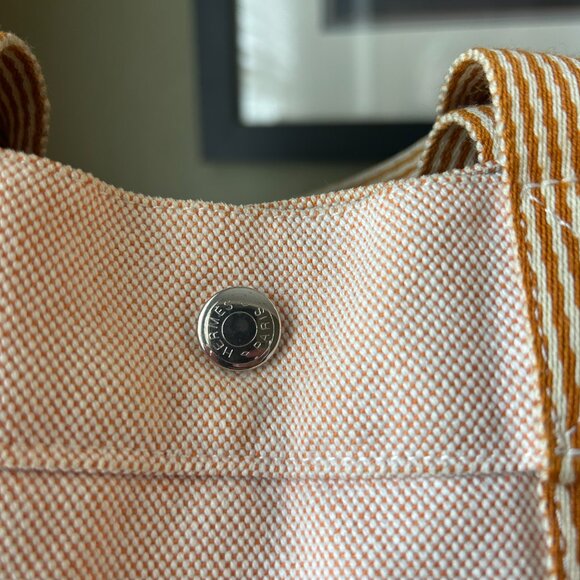 Hermès Toile Canvas Herline Tote MM in Peach - Picture 12 of 12